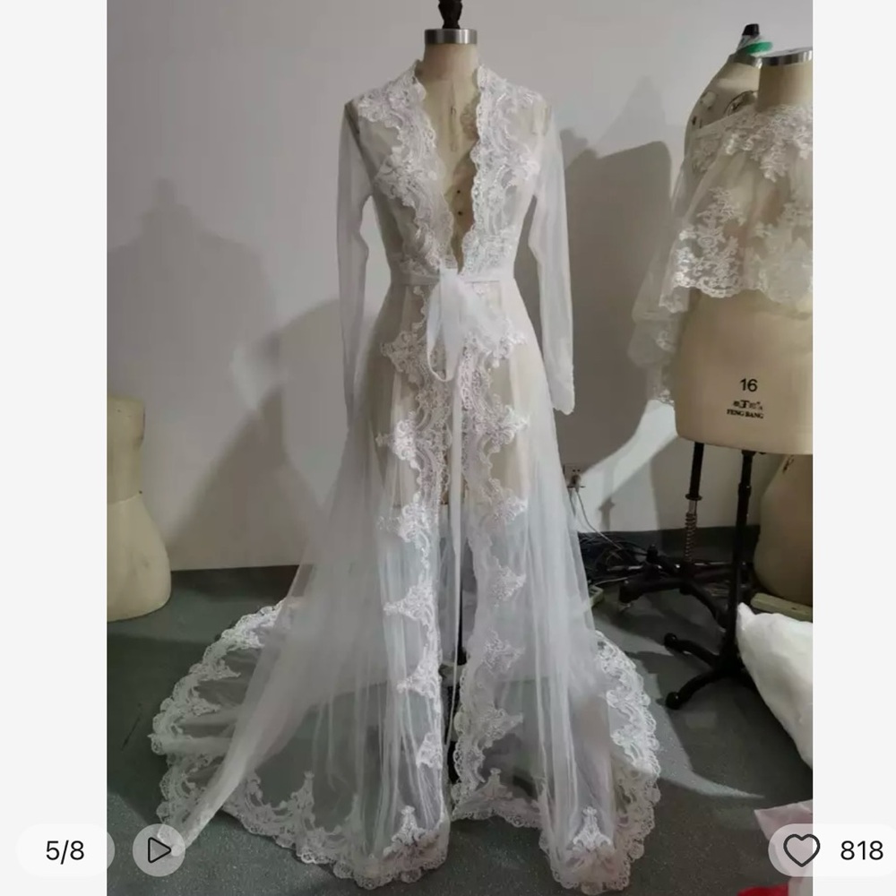 Custom-made bridal robe can fit sizes 8 to 14